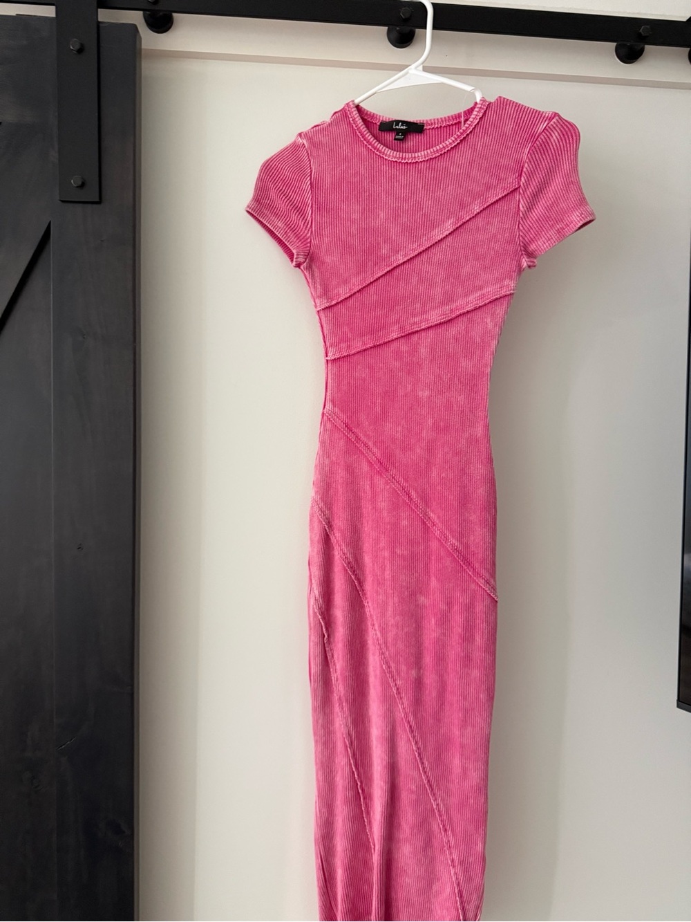 Lulu’s Pink Ribbed Short-Sleeve Dress
